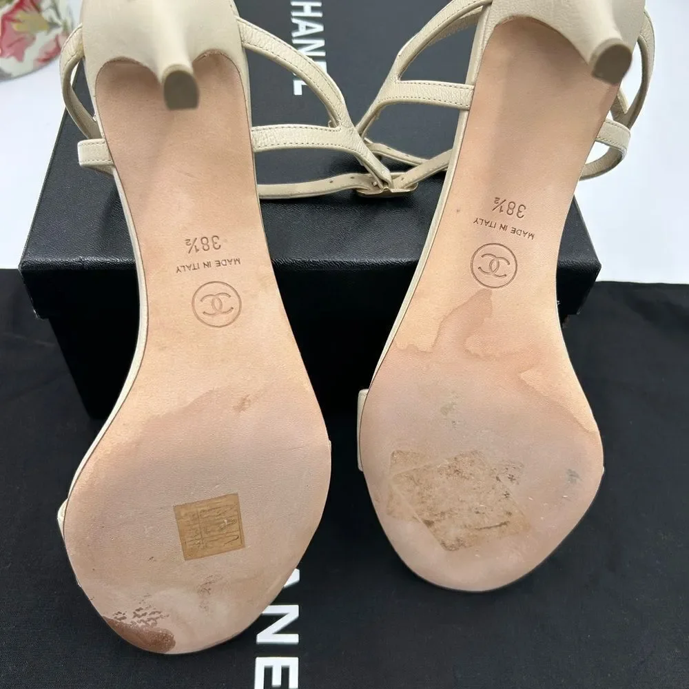 Women's Chanel ivory leather strappy sandals size 38.5 made in Italy